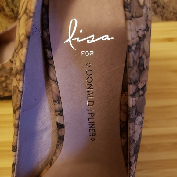 ‼️SOLD‼️⭐NWOB⭐ Donald J Pliner Cork Pump 6.5 Retai… - Picture 7 of 11